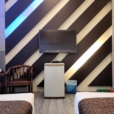 Da Wan Hostel Кендин Екстериор снимка